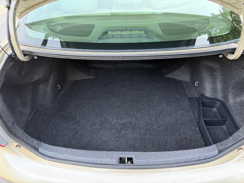 2010 Toyota Corolla Image 14