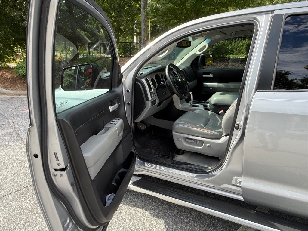 2008 Toyota Tundra Image 9