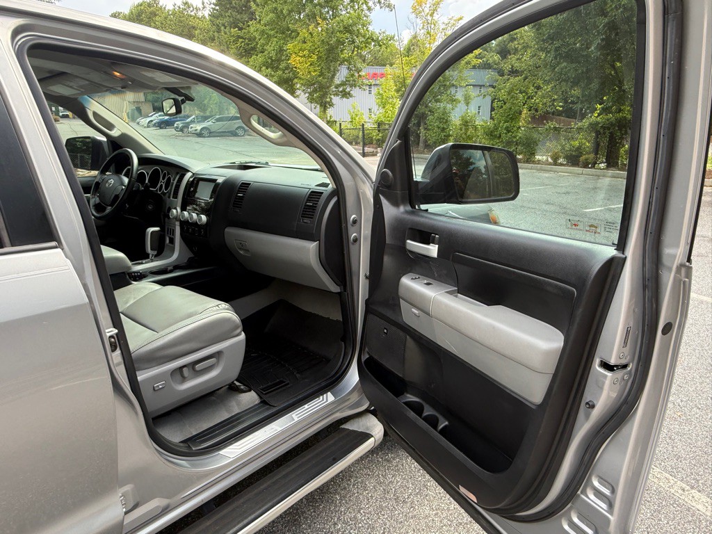 2008 Toyota Tundra Image 22