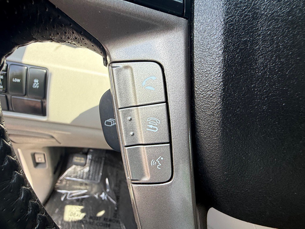 2017 Honda Odyssey Image 35