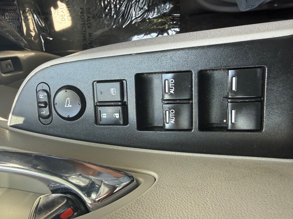 2017 Honda Odyssey Image 40