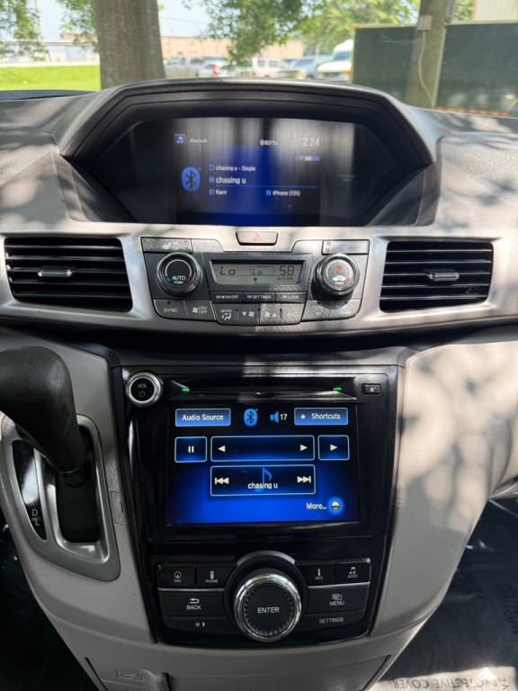 2017 Honda Odyssey Image 44