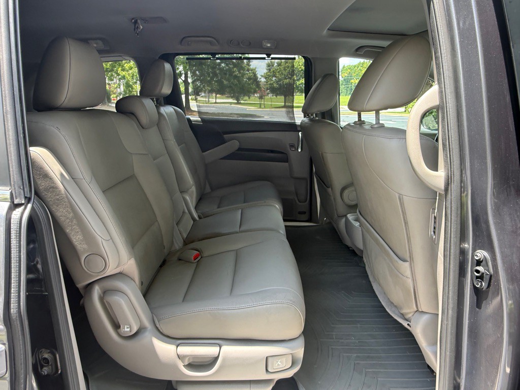 2017 Honda Odyssey Image 16