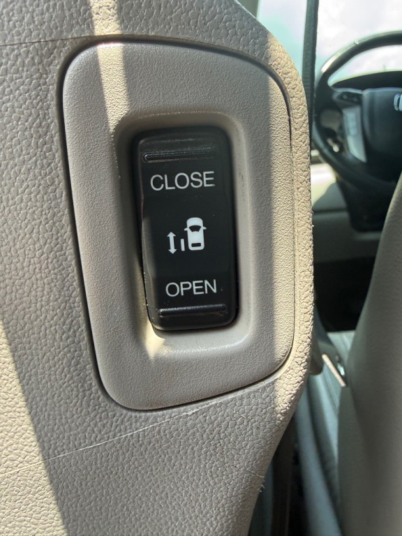 2017 Honda Odyssey Image 25