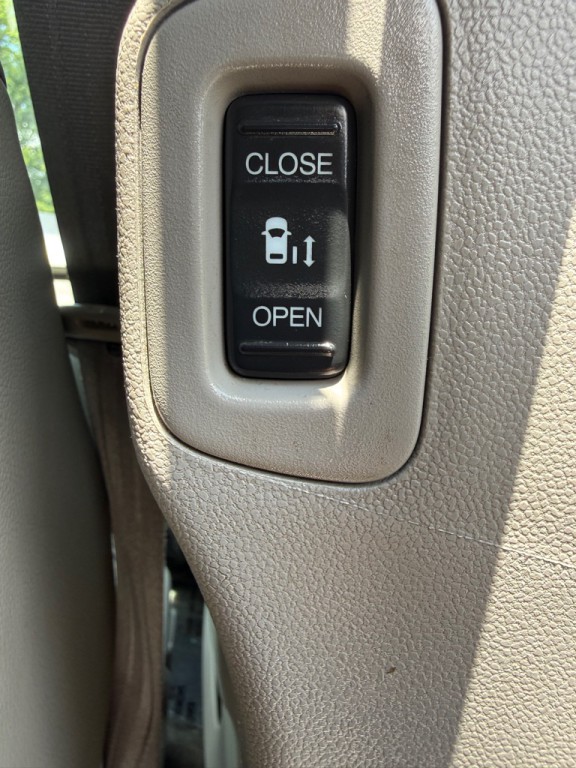 2017 Honda Odyssey Image 27