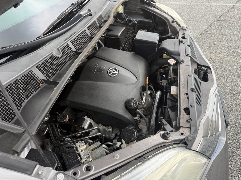 2017 Toyota Sienna Image 29