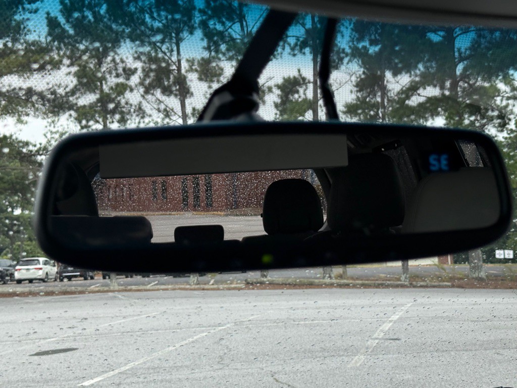 2017 Toyota Sienna Image 57