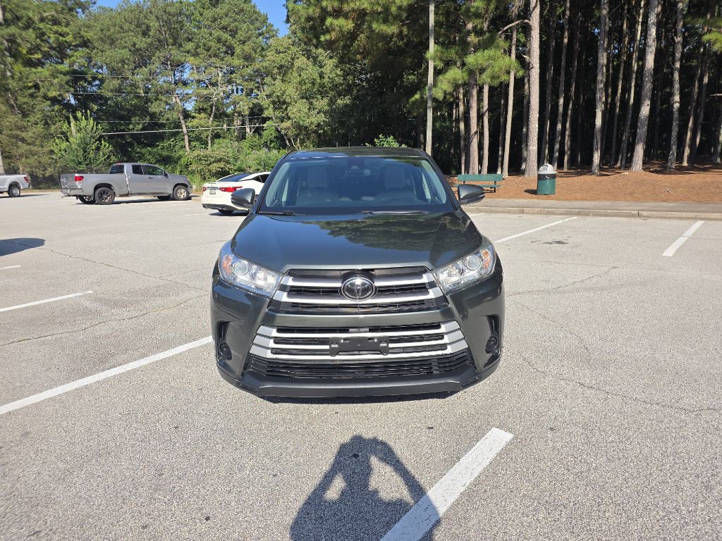 2017 Toyota Highlander Image 5