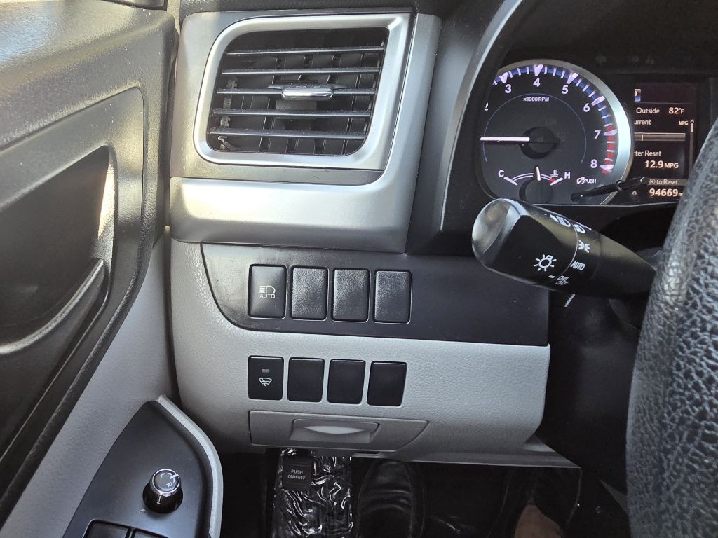 2017 Toyota Highlander Image 33