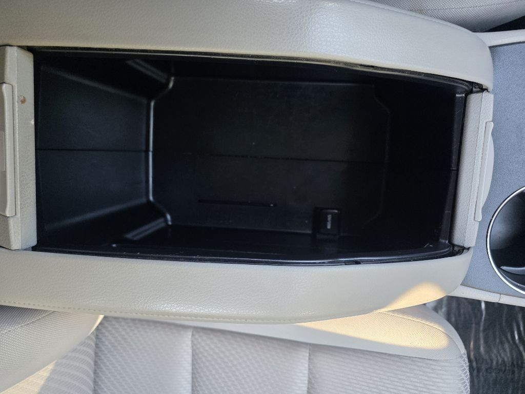 2017 Toyota Highlander Image 36