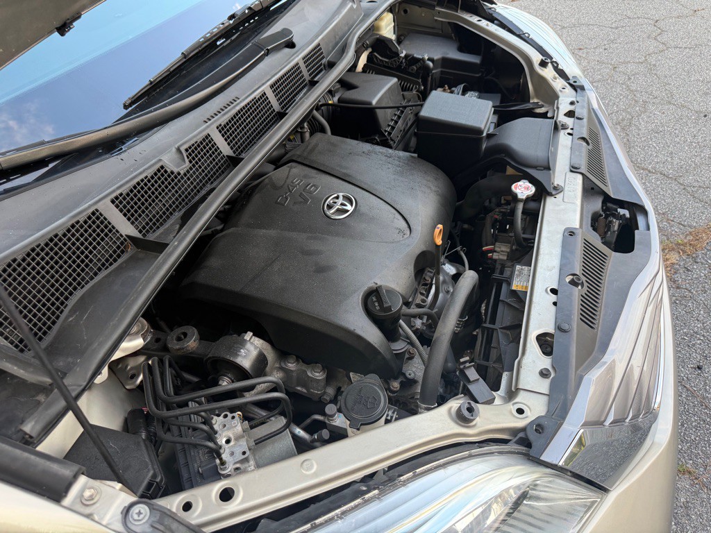 2017 Toyota Sienna Image 32