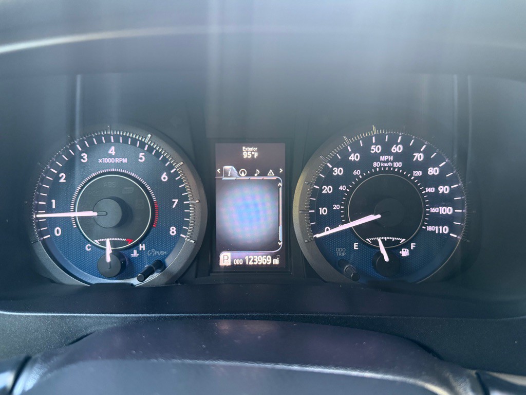 2017 Toyota Sienna Image 41