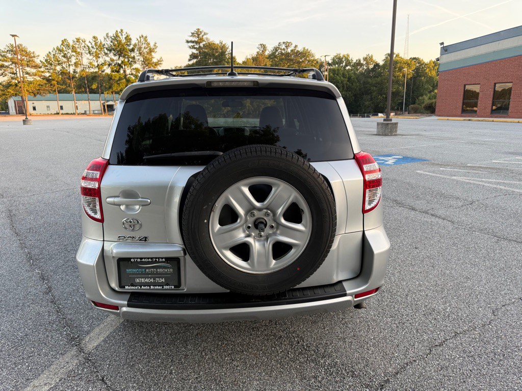 2011 Toyota Rav4 Image 6