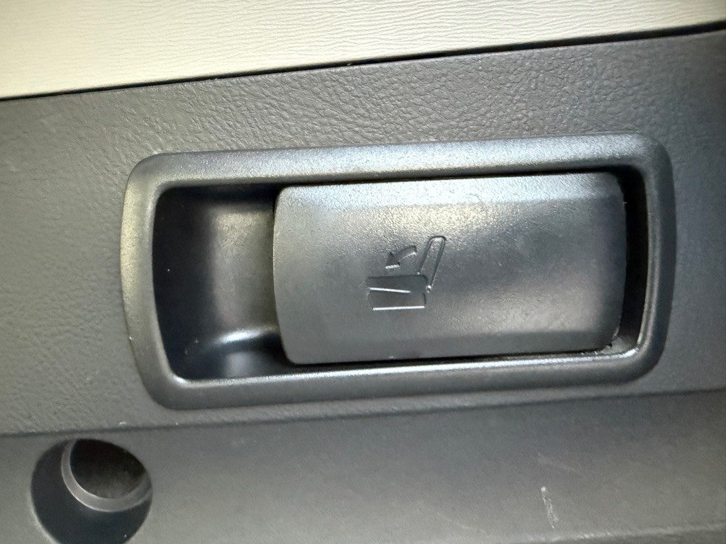 2011 Toyota Rav4 Image 17