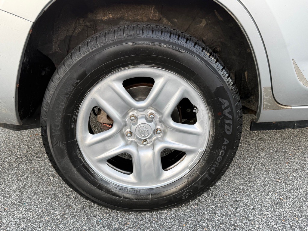 2011 Toyota Rav4 Image 26