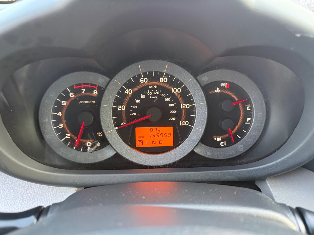 2011 Toyota Rav4 Image 31