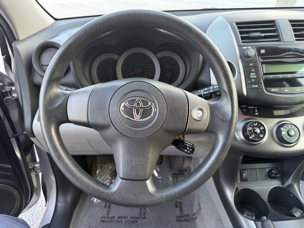 2011 Toyota Rav4 Image 32
