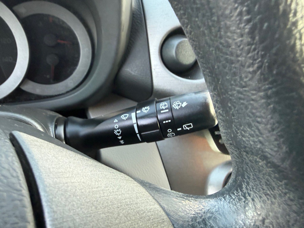 2011 Toyota Rav4 Image 35
