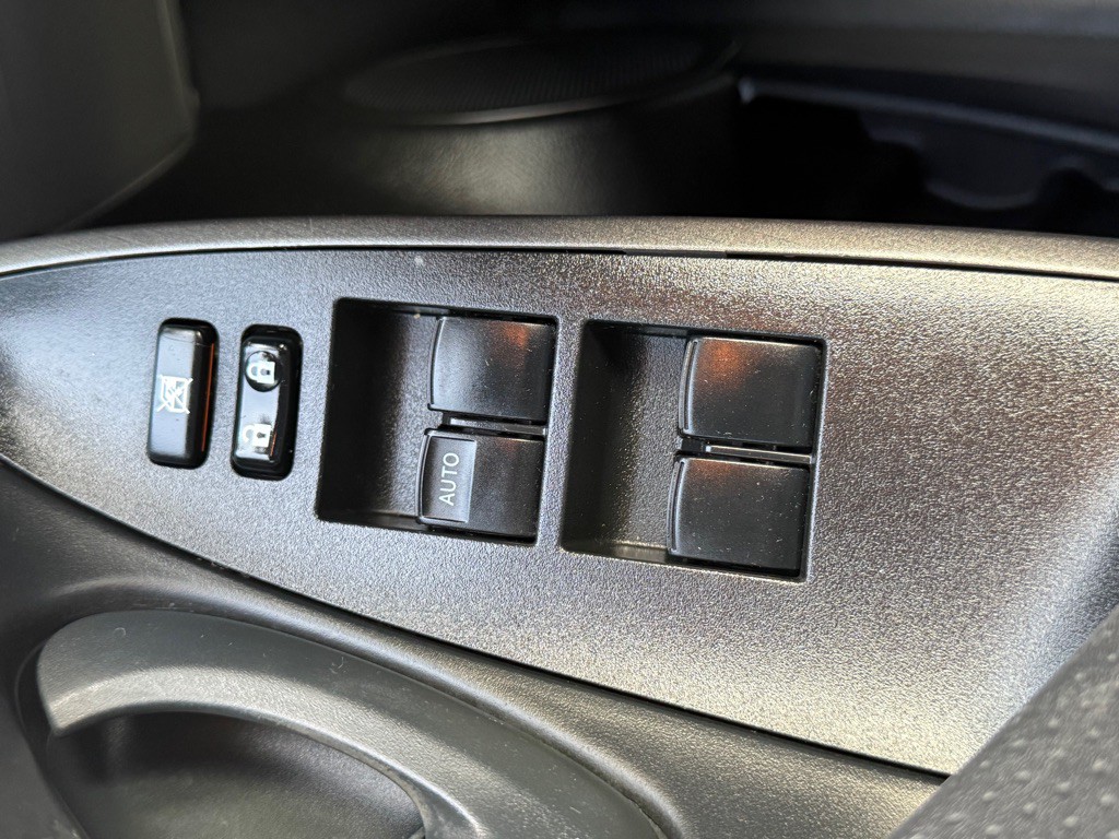 2011 Toyota Rav4 Image 37