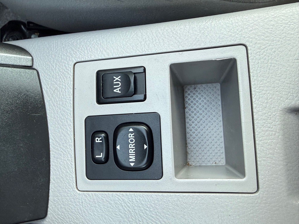 2011 Toyota Rav4 Image 44