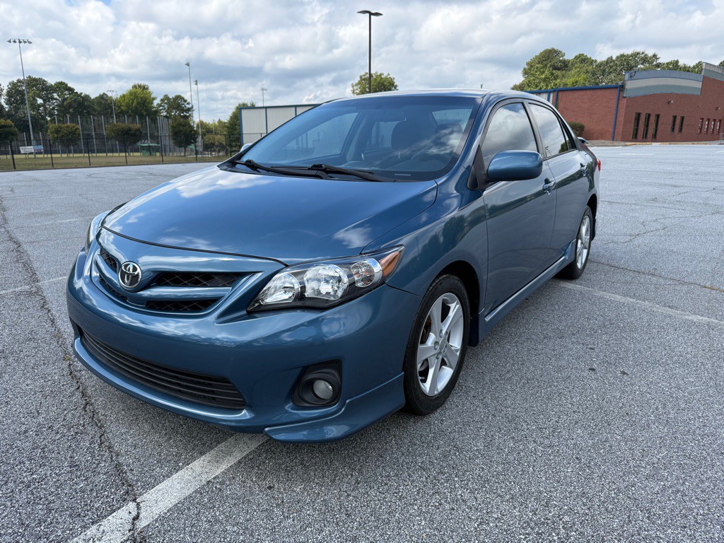 2012 Toyota Corolla Image 1