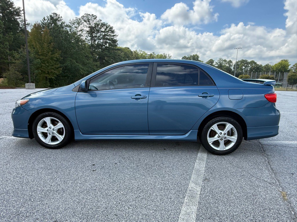 2012 Toyota Corolla Image 4