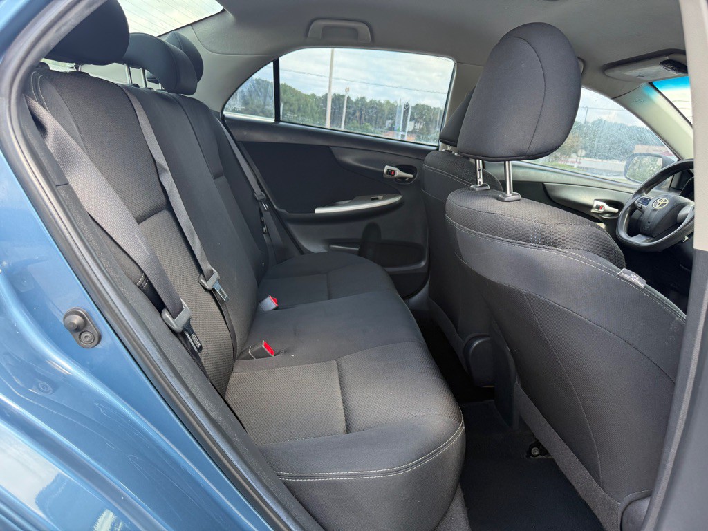 2012 Toyota Corolla Image 17