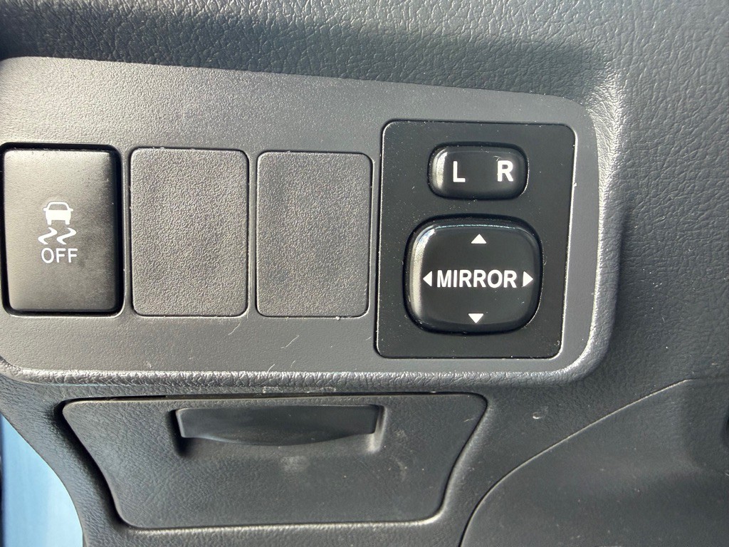 2012 Toyota Corolla Image 33