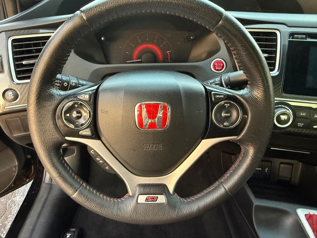 2015 Honda Civic Image 28
