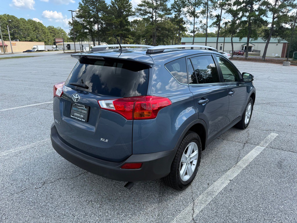 2014 Toyota Rav4 Image 9