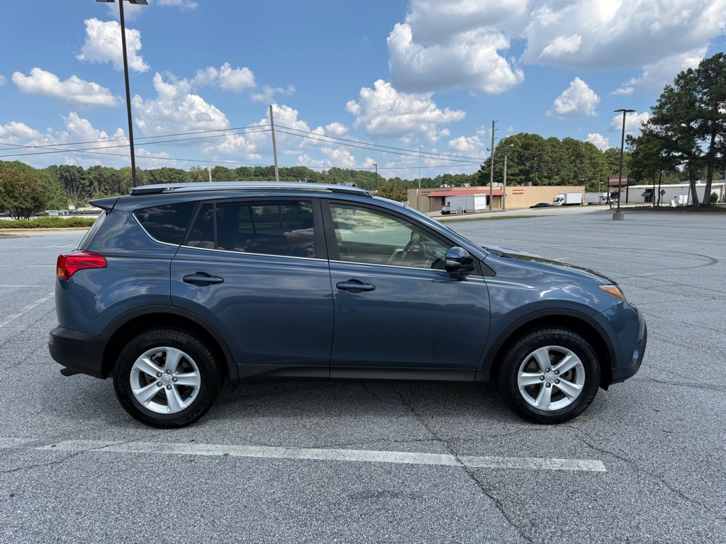 2014 Toyota Rav4 Image 10
