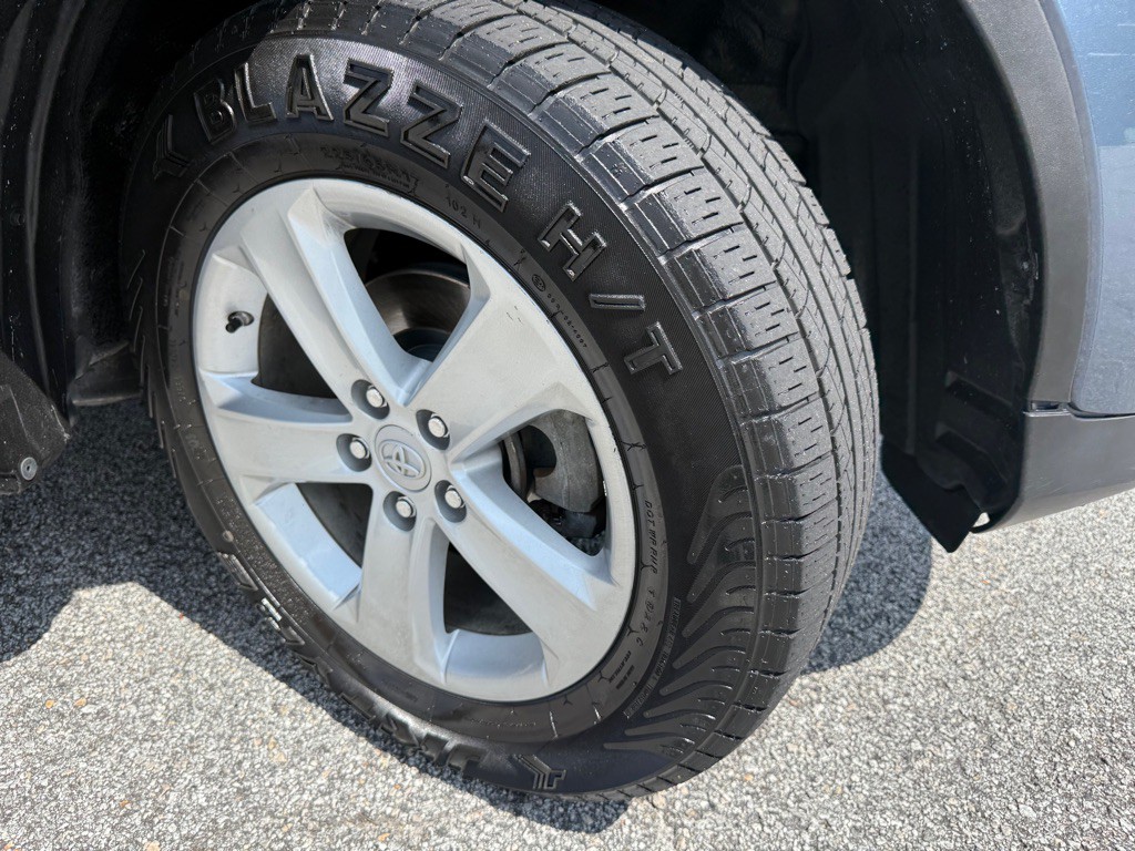 2014 Toyota Rav4 Image 26