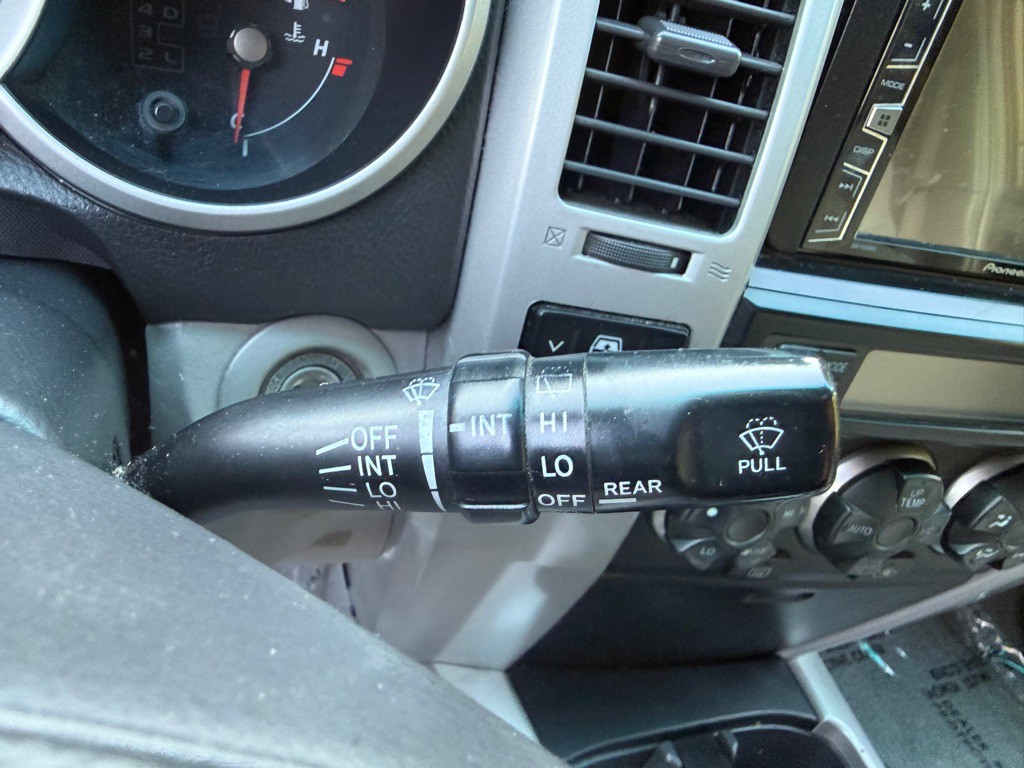 2008 Toyota 4Runner Image 30