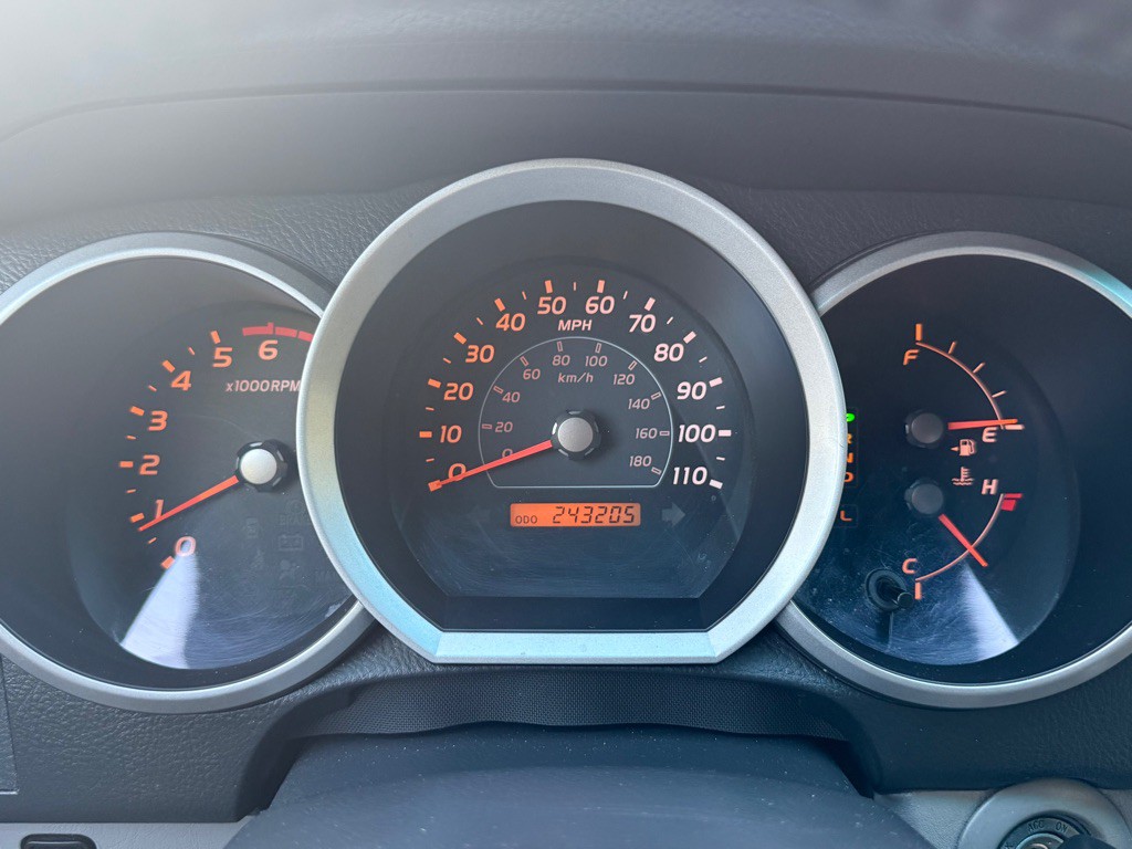 2008 Toyota 4Runner Image 33