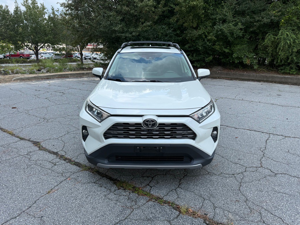2019 Toyota Rav4 Image 2