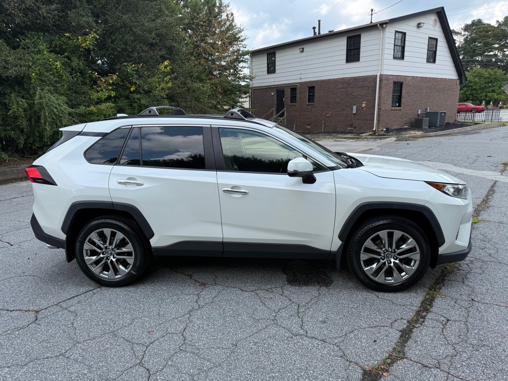 2019 Toyota Rav4 Image 8