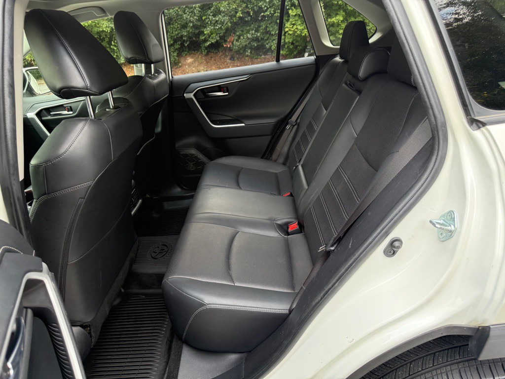 2019 Toyota Rav4 Image 12