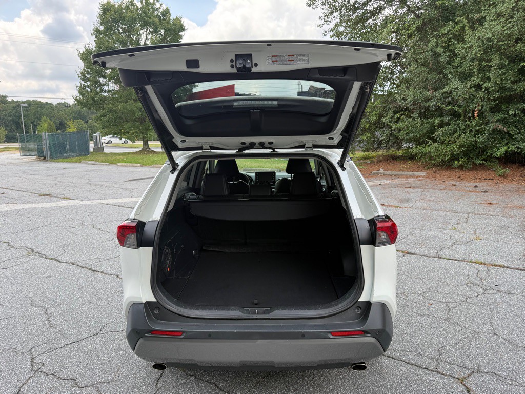 2019 Toyota Rav4 Image 13