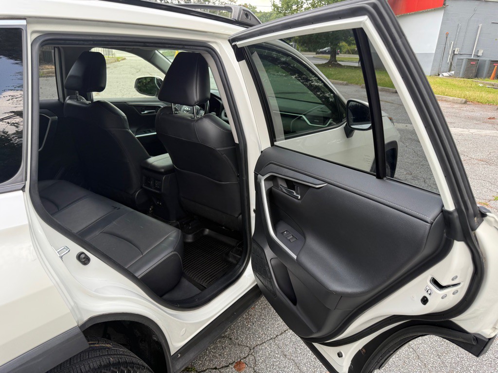 2019 Toyota Rav4 Image 14