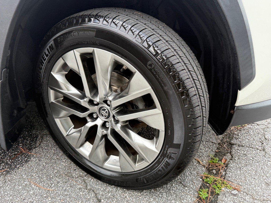 2019 Toyota Rav4 Image 23