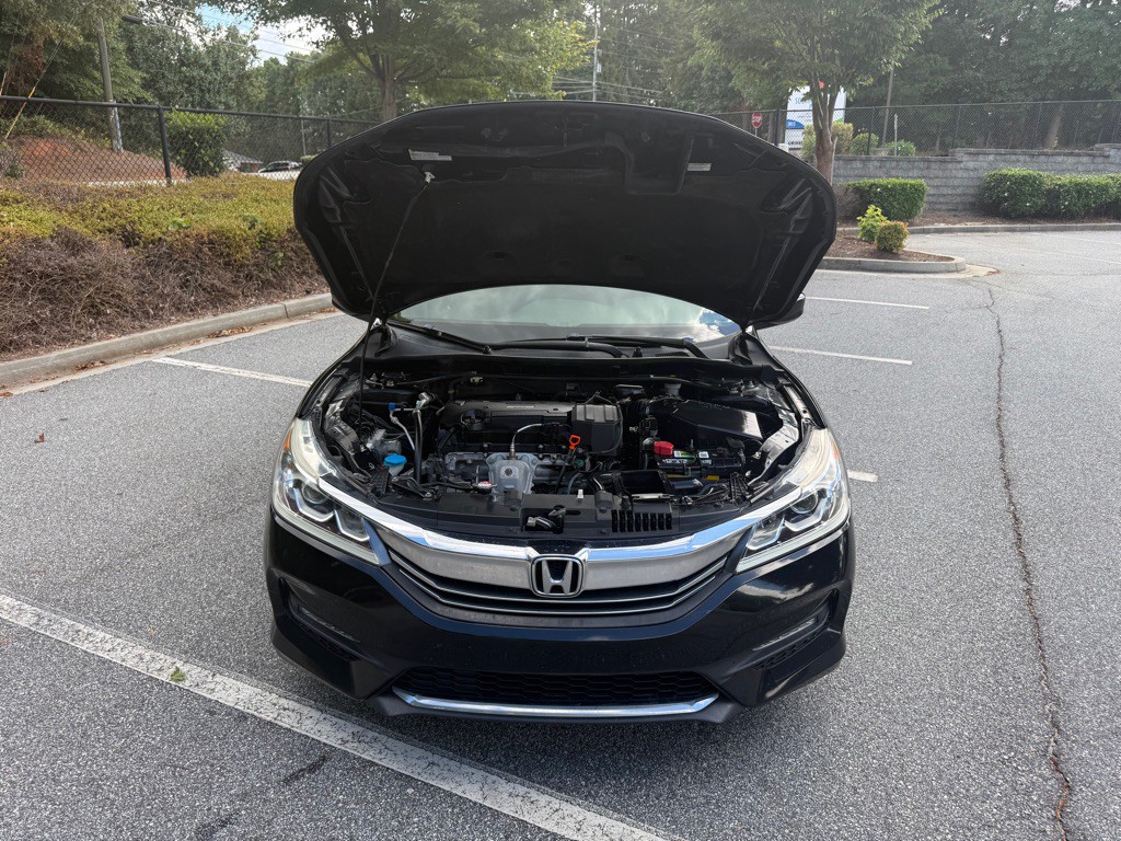 2017 Honda Accord Image 22