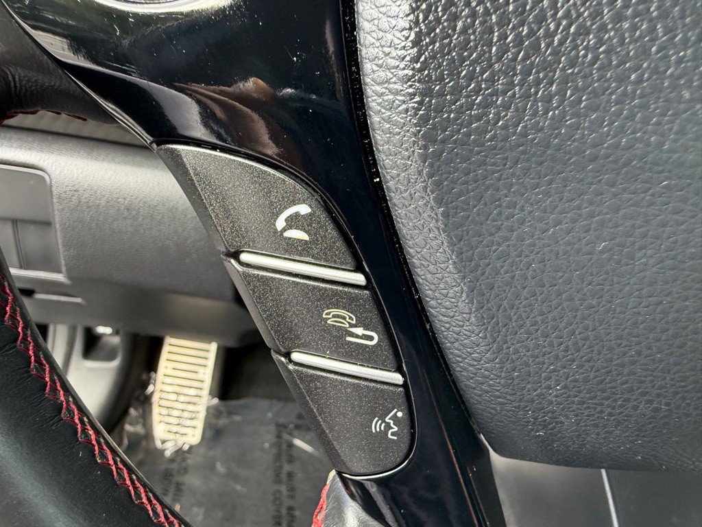 2017 Honda Accord Image 32