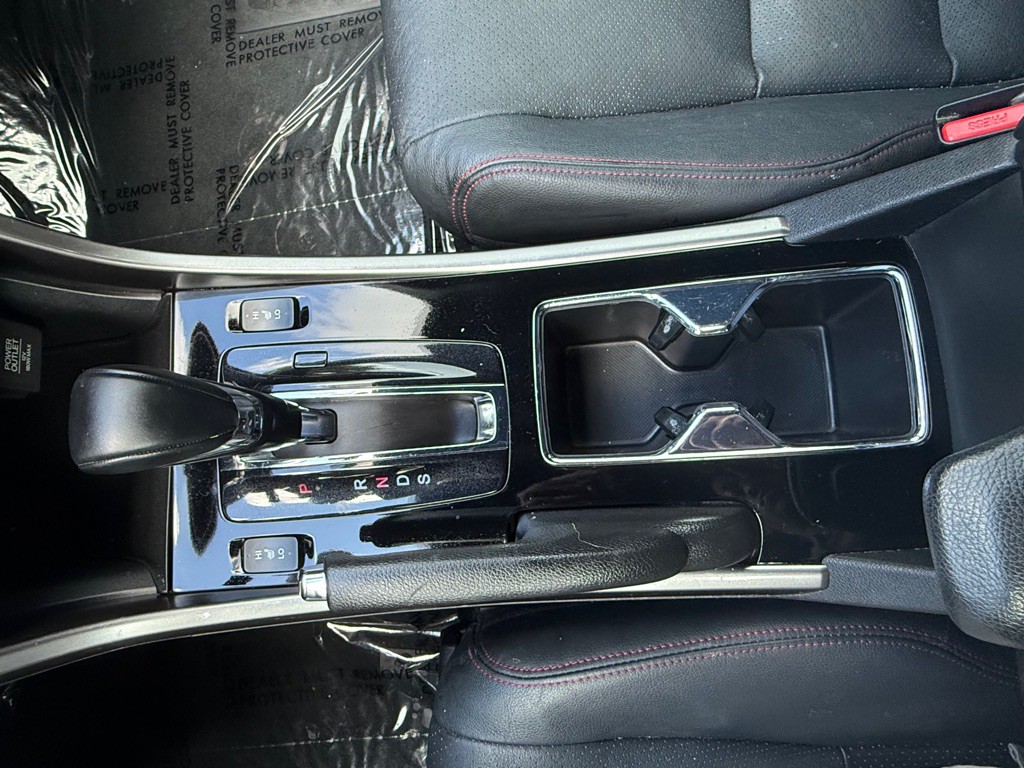 2017 Honda Accord Image 40