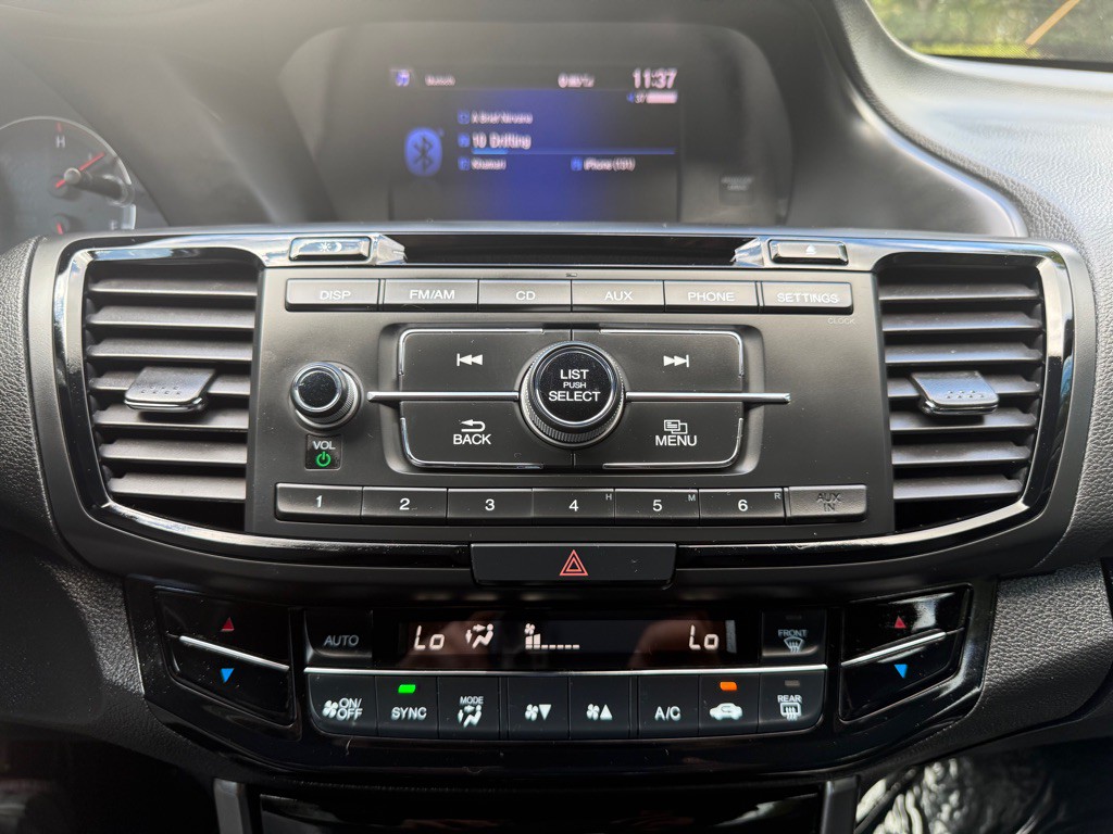 2017 Honda Accord Image 43