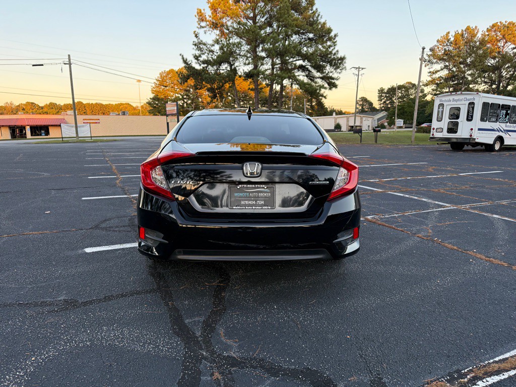 2018 Honda Civic Image 5