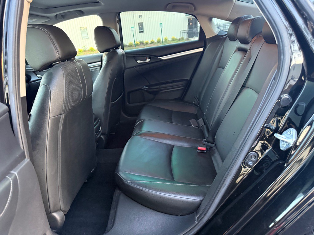 2018 Honda Civic Image 14