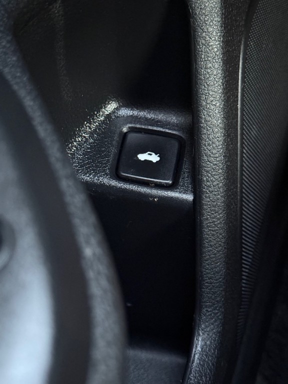 2018 Honda Civic Image 38