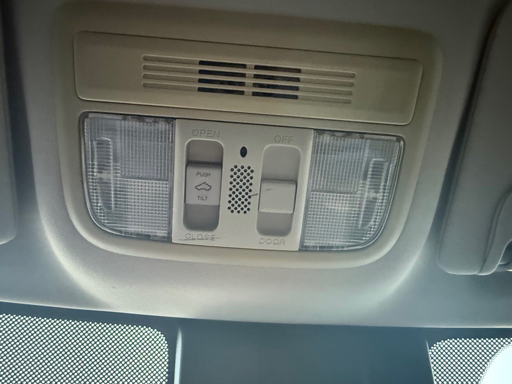 2018 Honda Civic Image 47