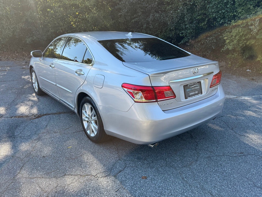 2010 Lexus ES Image 5
