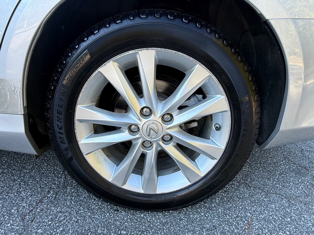 2010 Lexus ES Image 22
